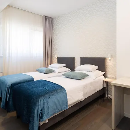 The Adriatic Retreat Podstrana