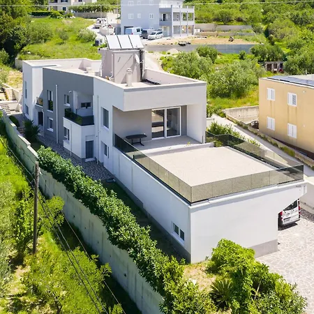 The Adriatic Retreat